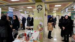 برپایی نمایشگاه به مناسبت هفته سلامت ویژه کارکنان دانشگاه علوم پزشکی تهران